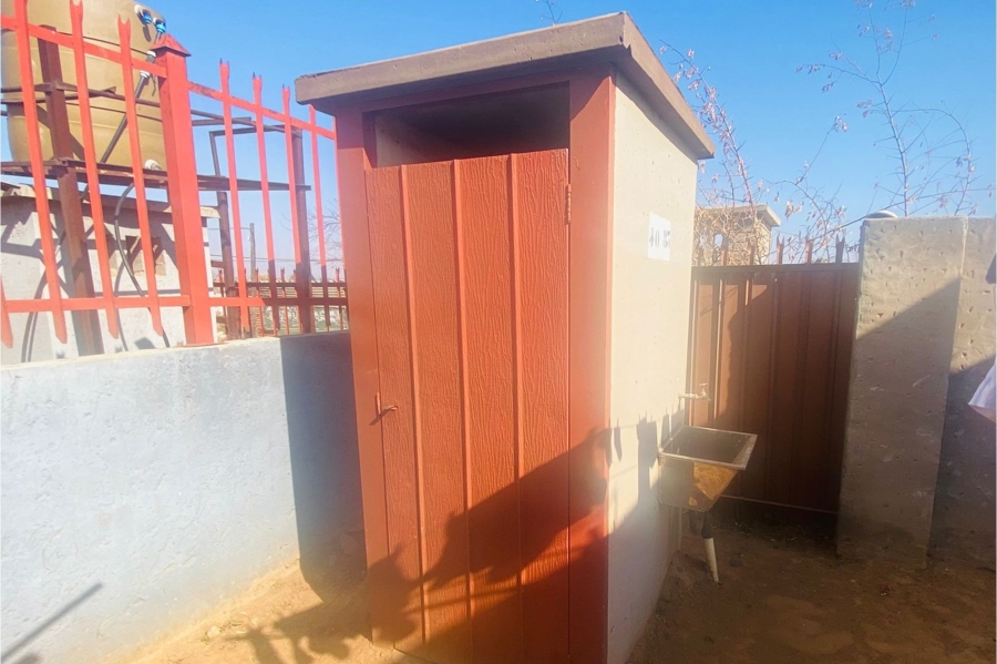 3 Bedroom Property for Sale in Caleb Motsoabi Free State